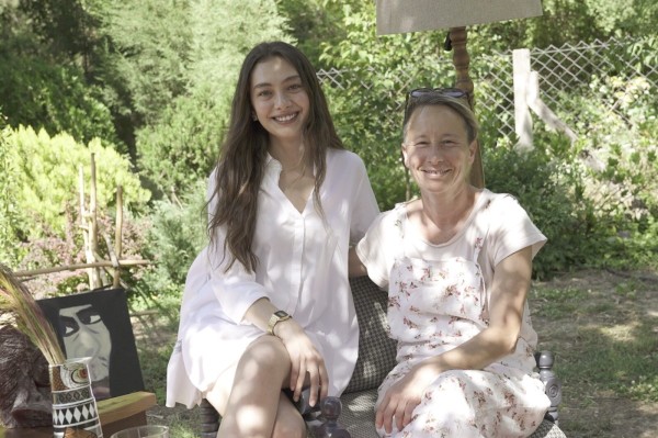 Neslihan Atagül Doğulu-Fem Güçlütürk