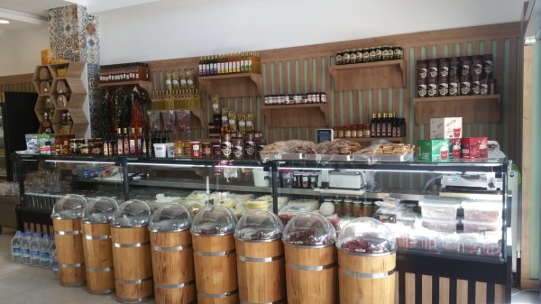 Gurme Mandıra Şarküteri ve Kahvaltı Salonu açıldı