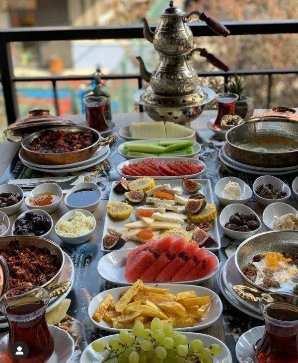 Gurme Mandıra Şarküteri ve Kahvaltı Salonu açıldı