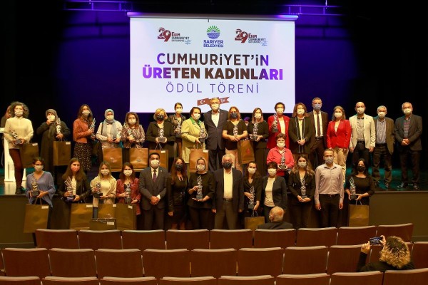 Cumhuriyetin üreten kadınları ödül töreni