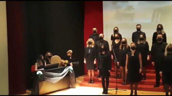 Özümüzde, sözümüzde, gönlümüzde Atatürk!