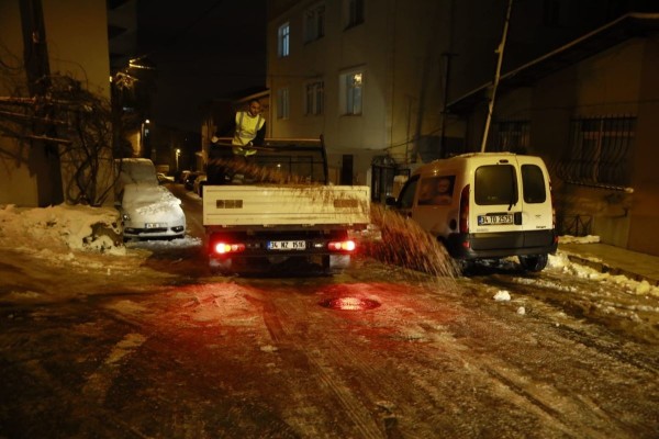 gece - kar çalışmaları 