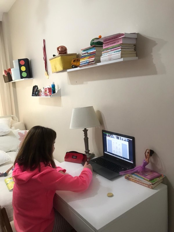 HEPİMİZ DİJİTAL EBEVEYNİZ!