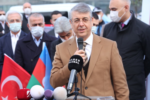 Azerbaycan cadde açılışı