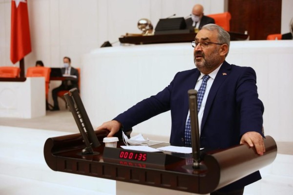 Milletvekili Halil Etyemez