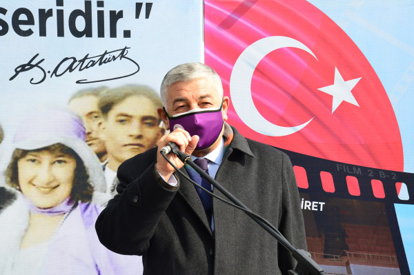 Şükrü Genç