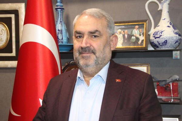 Milletvekili Etyemez: İSTİKLAL MARŞI ÜMİTSİZLİĞE KARŞI AZİMDİR