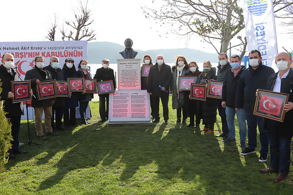 İSTİKLAL MARŞI YÜZ YAŞINDA