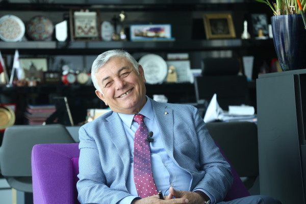 Başkan Şükrü Genç