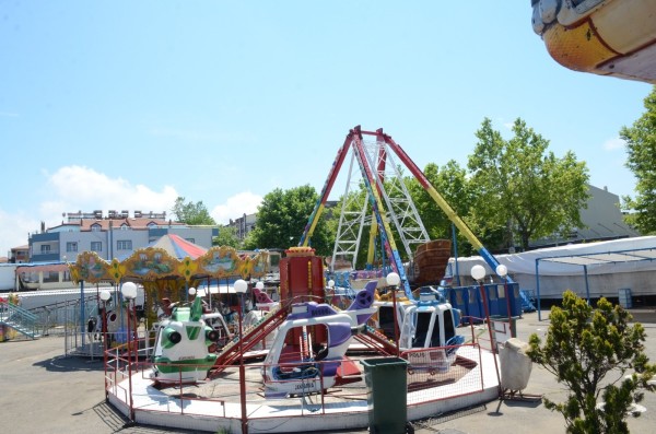 BELEDİYE: “ÇIKIN AVM YAPACAĞIZ”