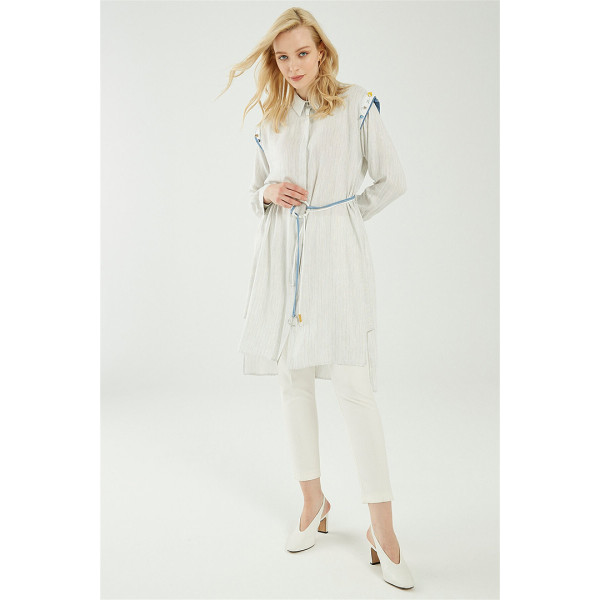 ZÜHRE YAZ KOLEKSİYONU, SICACIK RENKLERİ VE TERLETMEYEN KUMAŞLARI İLE KONFOR SAĞLIYOR!