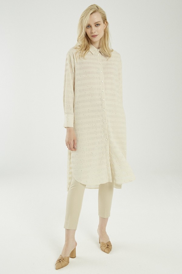 ZÜHRE TUNİKLER İLE HER MEVSİM RAHAT KOMBİNLER!