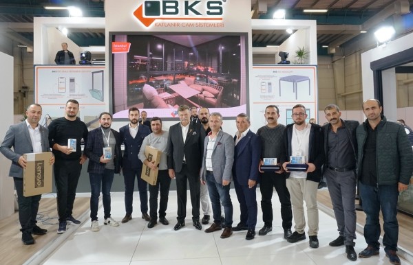 BKS Katlanır Cam Sistemleri