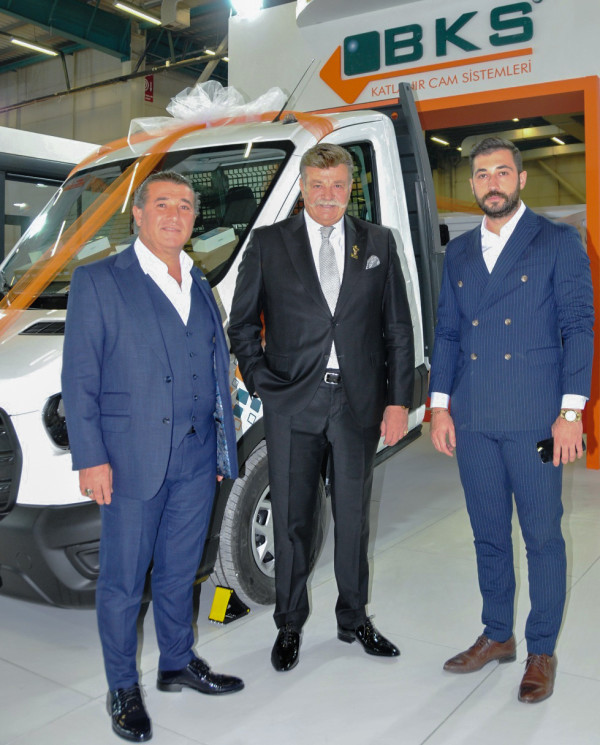 İdris Songur Nuri Alço Gökhan Songur