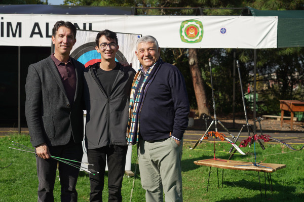 mete gazoz babası ve başkan 