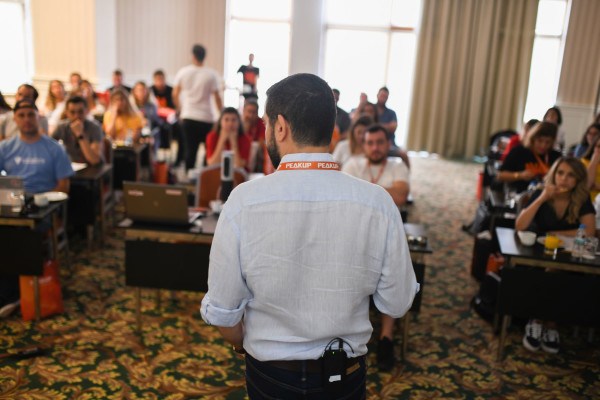 Türkiye’de kadınlar için harika iş yerleri belirlendi - PEAKUP