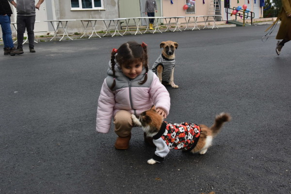 SARIYERLİ SADİ’DEN YENİ YIL PATİSİ