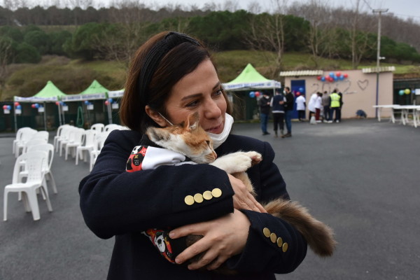 SARIYERLİ SADİ’DEN YENİ YIL PATİSİ