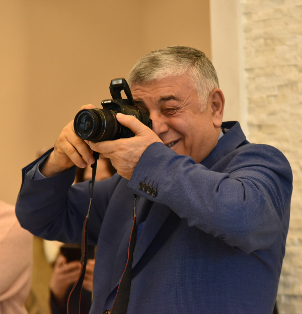 BAŞKAN GENÇ, BASIN EMEKÇİLERİNİ UNUTMADI