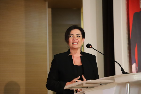 TÜRKİYE’DE KADIN OLMAK