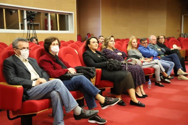 TÜRKİYE’DE KADIN OLMAK