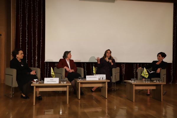 TÜRKİYE’DE KADIN OLMAK