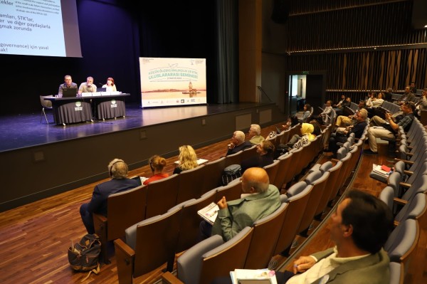 KÜÇÜK ÖLÇEKLİ BALIKÇILIK VE ETİK ULUSLARARASI SEMİNERİ SARIYER’DE YAPILDI 