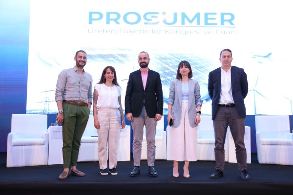 ELEKTRİĞİNİ GÜNEŞ VE RÜZGAR’DAN ÜRETEN BİREYSEL TÜKETİCİ İÇİN “UZUN VADELİ FİNANSMAN” DESTEĞİ ŞART!