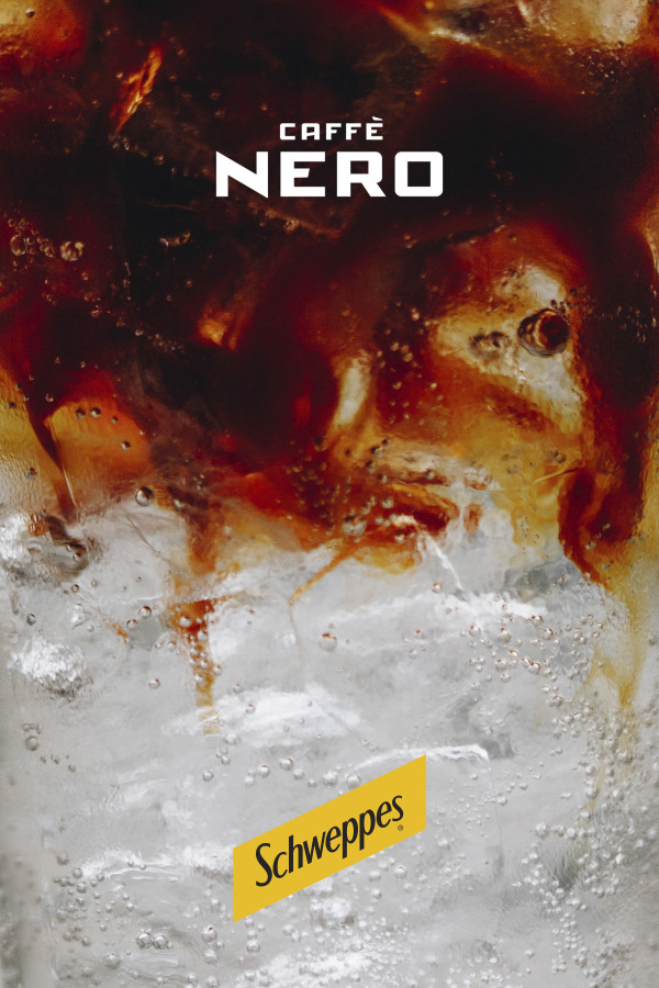 Caffè Nero ve Schweppes / Espresso Tonic 3