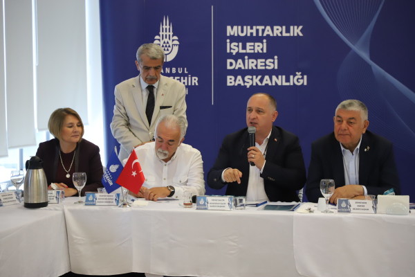 İLÇE MUHTARLARI TOPLANTI