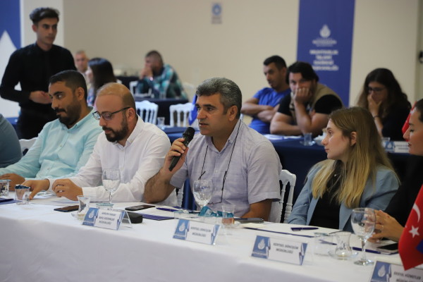 İLÇE MUHTARLARI TOPLANTI