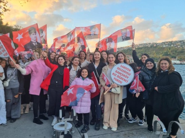 CUMHURİYET COŞKUSU SARIYER’İ SARDI