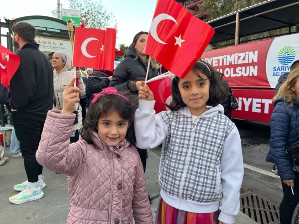 CUMHURİYET COŞKUSU SARIYER’İ SARDI