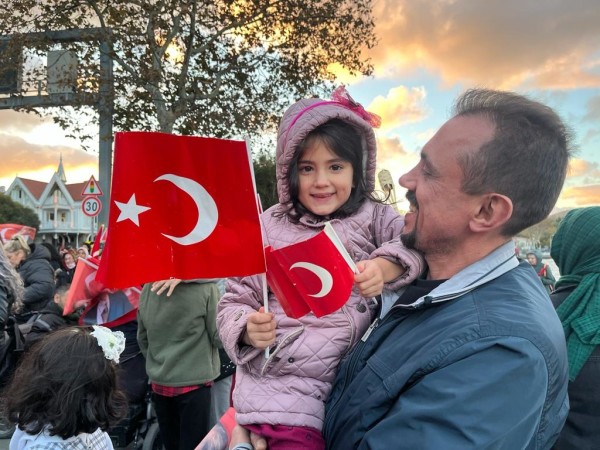 CUMHURİYET COŞKUSU SARIYER’İ SARDI