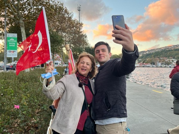 CUMHURİYET COŞKUSU SARIYER’İ SARDI