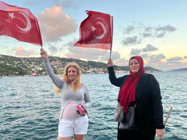 CUMHURİYET COŞKUSU SARIYER’İ SARDI