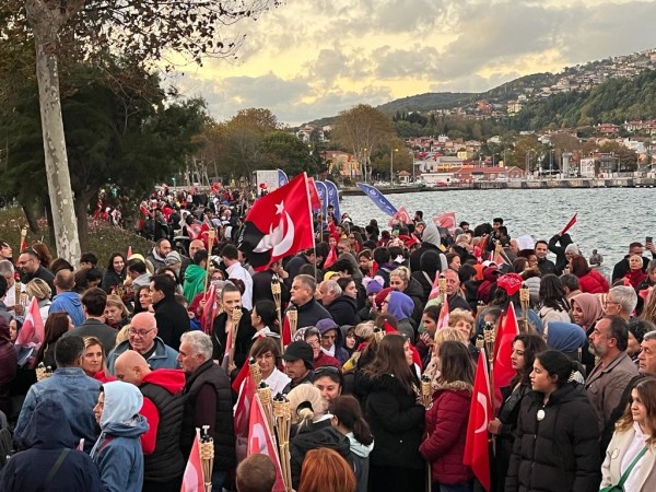 CUMHURİYET COŞKUSU SARIYER’İ SARDI
