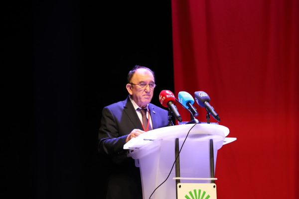 Borsa Uzmanları Derneği Başkanı Ali Aydemir