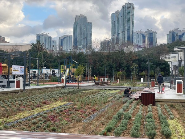TOPKARA ÇİFTİNİN ADI SARIYER’DE YAŞAYACAK
