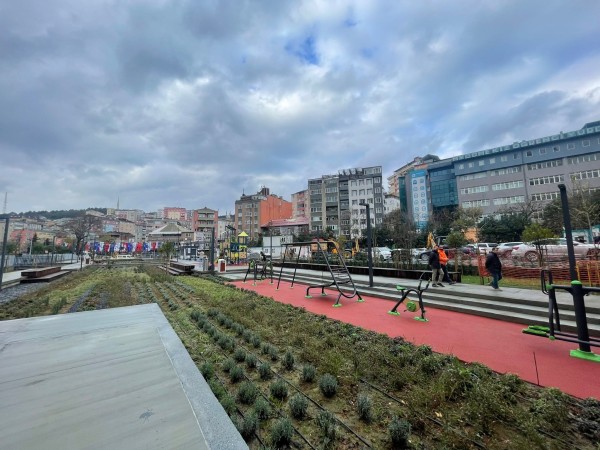 TOPKARA ÇİFTİNİN ADI SARIYER’DE YAŞAYACAK