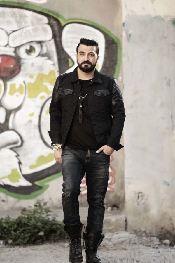 Cihan Yıldız Sanatçı Fotoğrafı