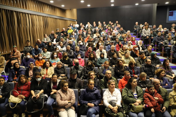 SARIYER AKADEMİ BAŞARI ÇITASINI YÜKSELTİYOR