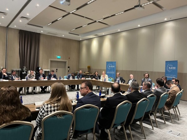 “TÜRKİYE, ALMANYA İÇİN YEŞİL HİDROJEN TEDARİKÇİSİ OLABİLİR”