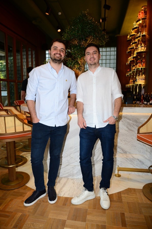 Semih ve Orhan Özbayrak