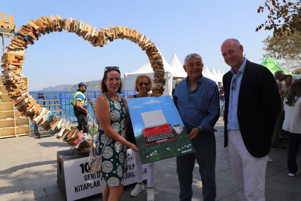 Şükrü Genç ve David Naves