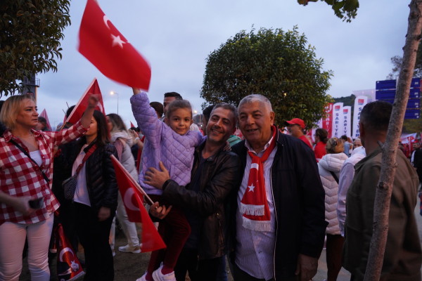 BUGÜN, YARIN, DAİMA CUMHURİYET