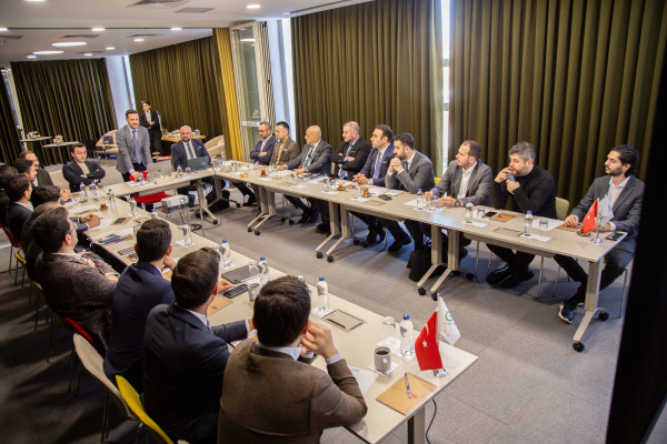 YERLİ YENİLENEBİLİR ENERJİ SANAYİSİNDE “ENERJİ DEPOLAMA” ATAĞI!