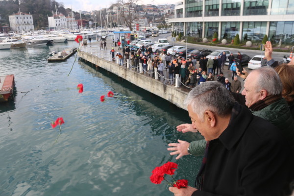 NAZIM HİKMET 122. YAŞINDA SARIYER’DE ANILIYOR