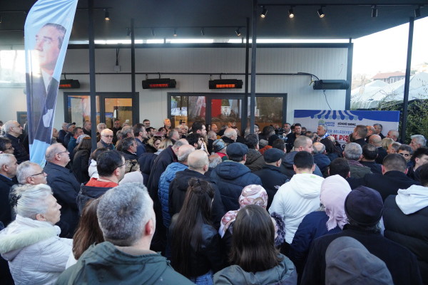 SARIYER BALIKÇILAR ÇARŞISINA KAVUŞTU