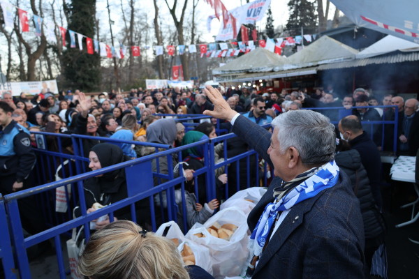 SARIYER BALIKÇILAR ÇARŞISINA KAVUŞTU